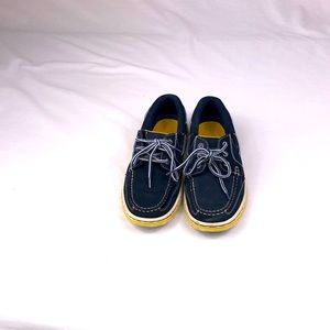 Pre -owned. G. H. Bass Oceanside Men’s Sneakers 8 M